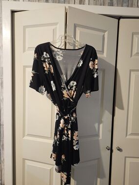 Black Floral Faux-Wrap Romper with Peach and White Blooms 4xl